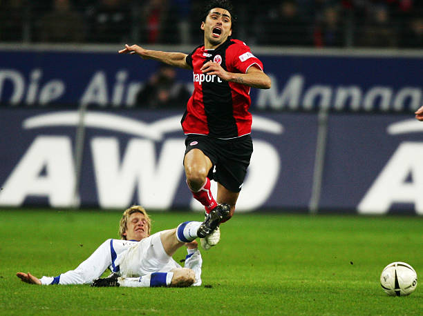 的表现充满 的表现充满