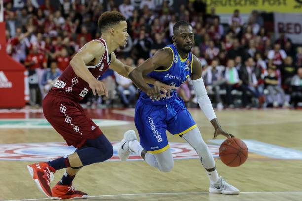 巴特勒社媒 巴特勒社媒