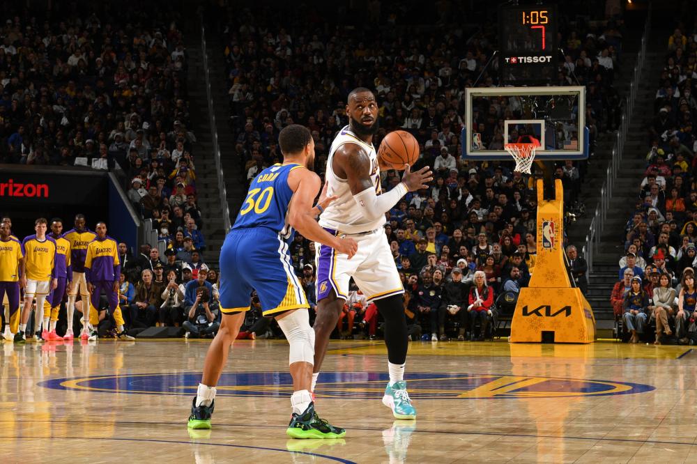 更是在答案 更是在答案